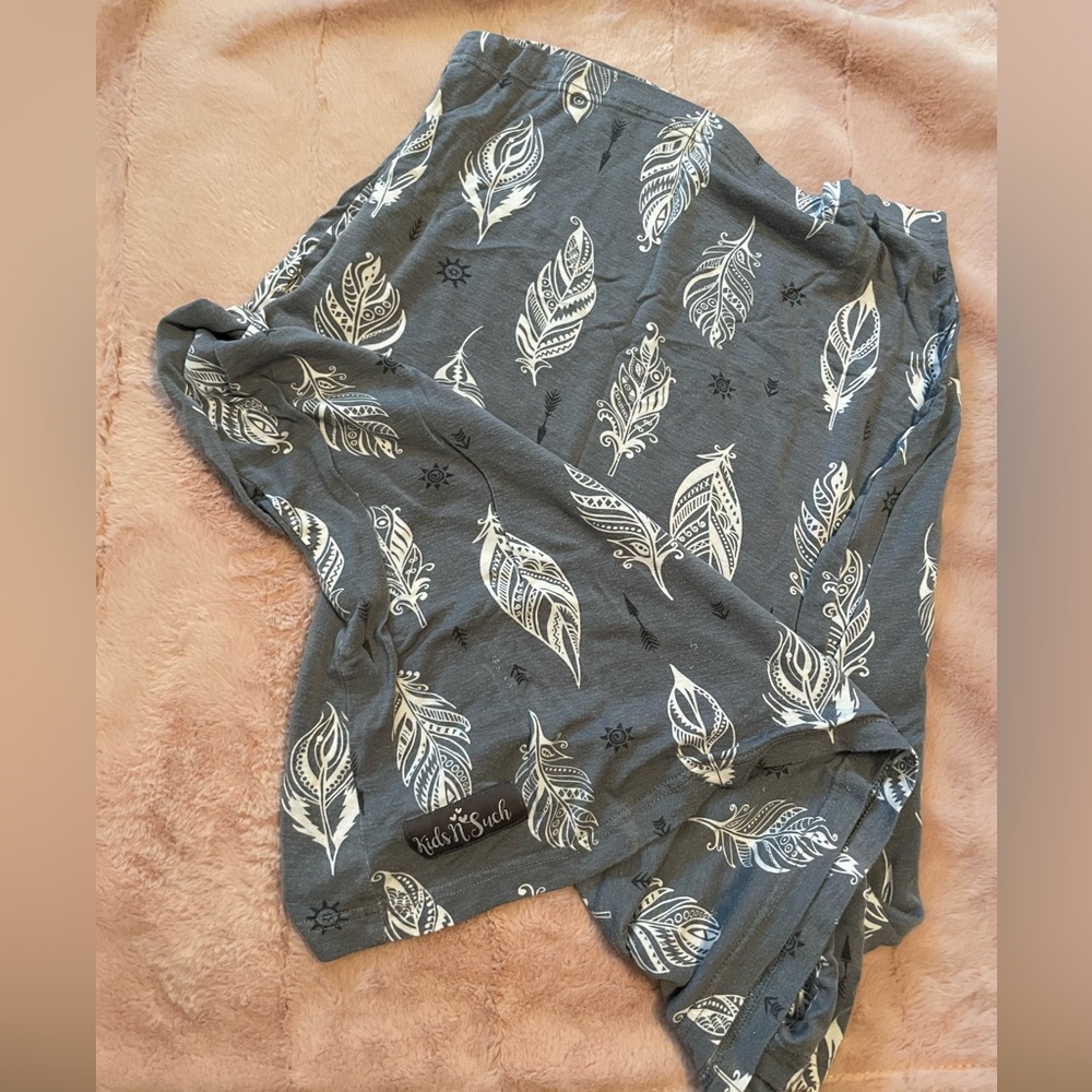 Gray Feathered Nursing and Car seat cover